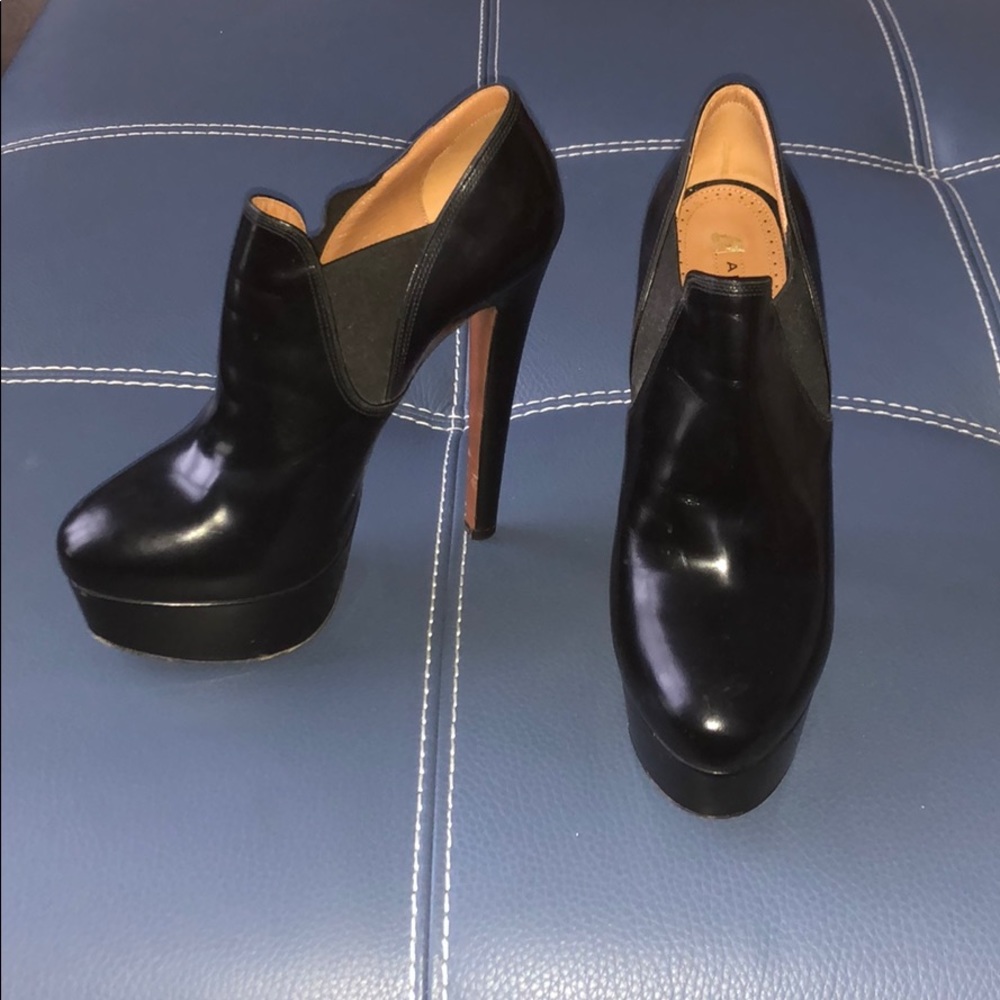 Alaia Paris Platform Oxford Booties